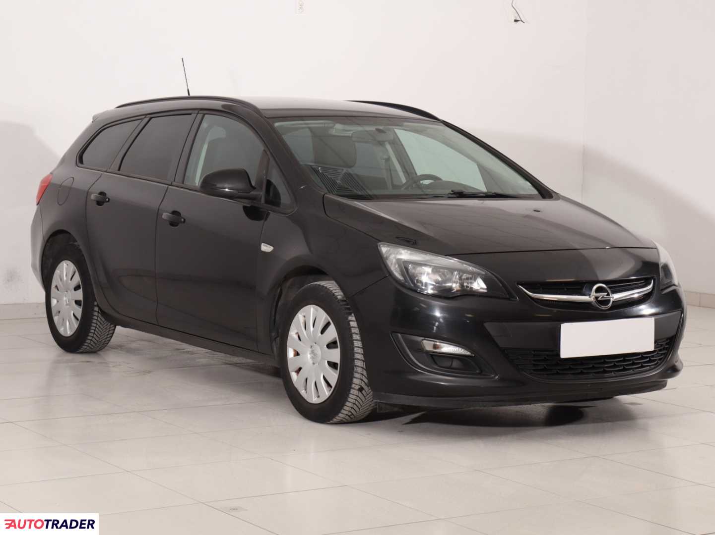 Opel Astra 2015 1.6 113 KM
