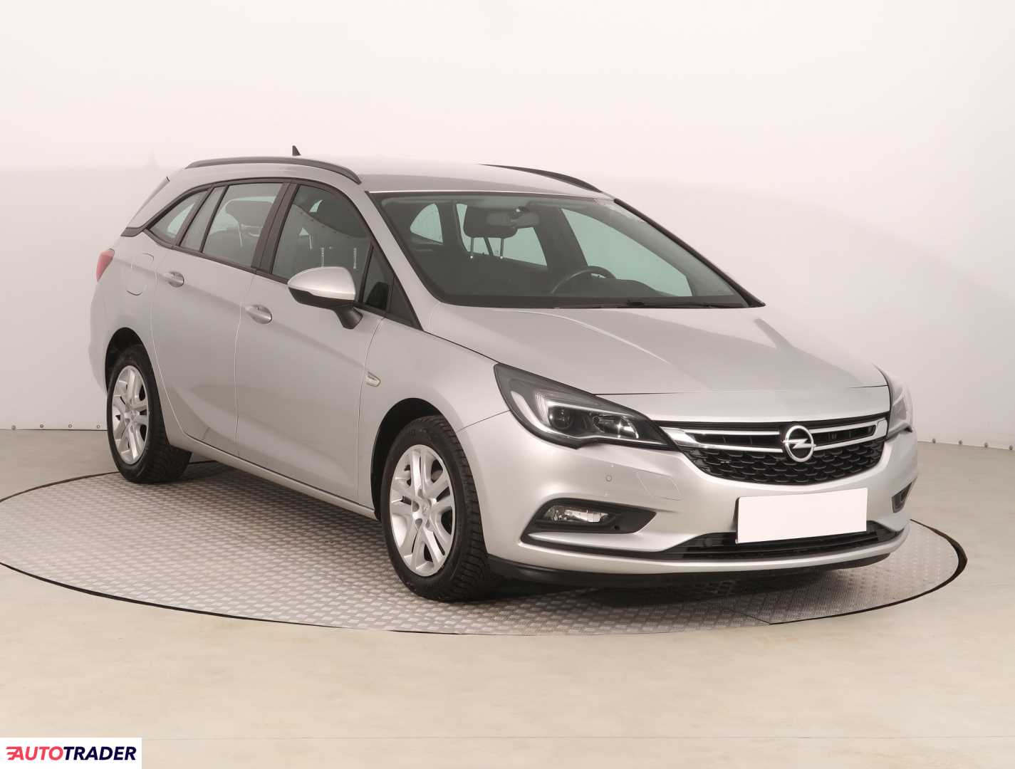 Opel Astra 2019 1.4 147 KM