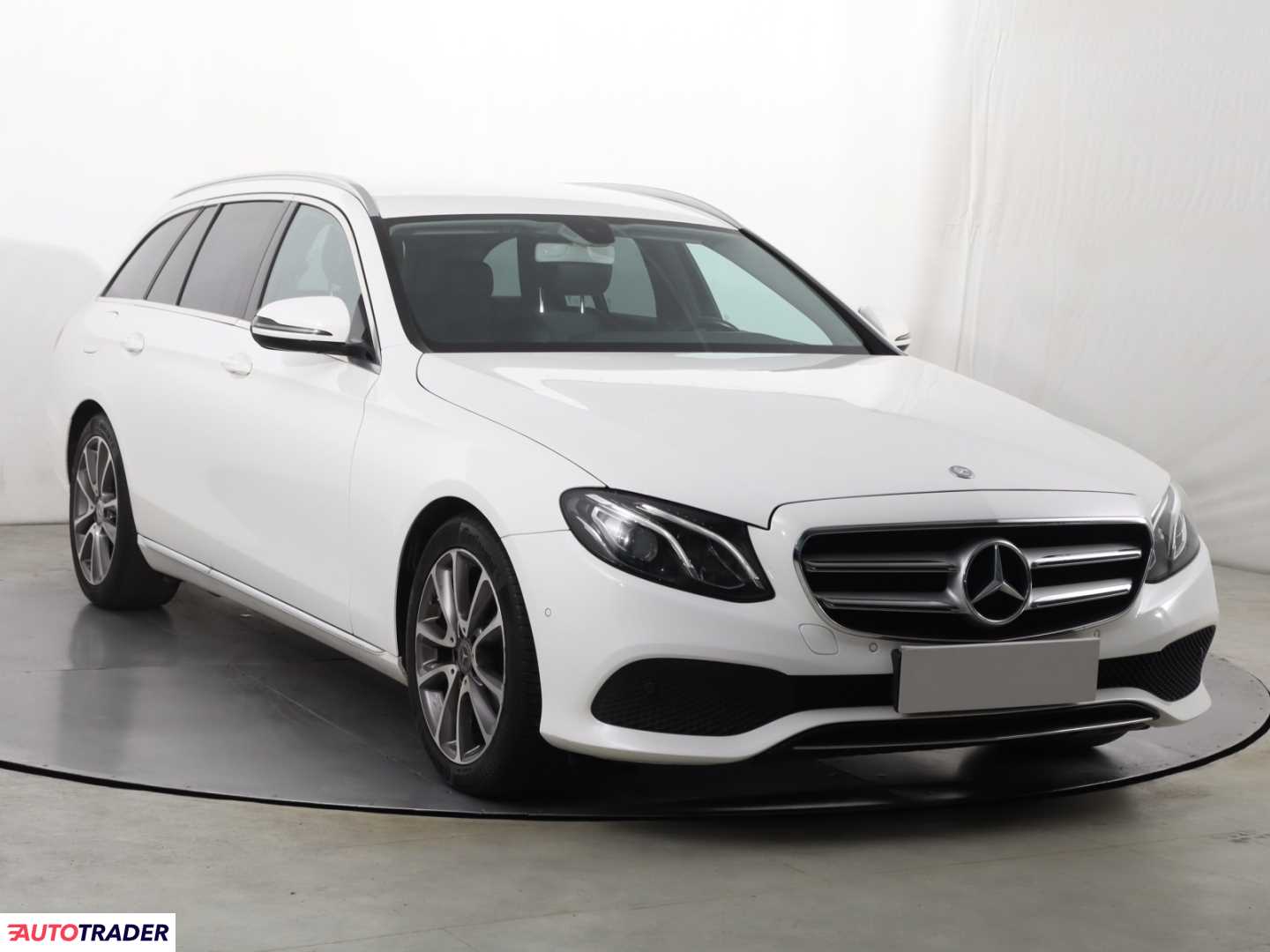 Mercedes E-klasa 2016 2.0 181 KM