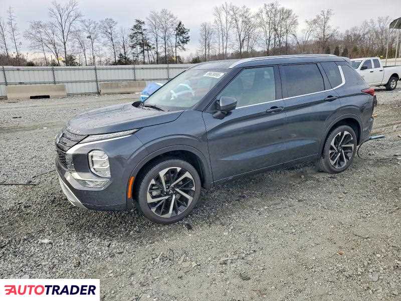 Mitsubishi Outlander 2024 2