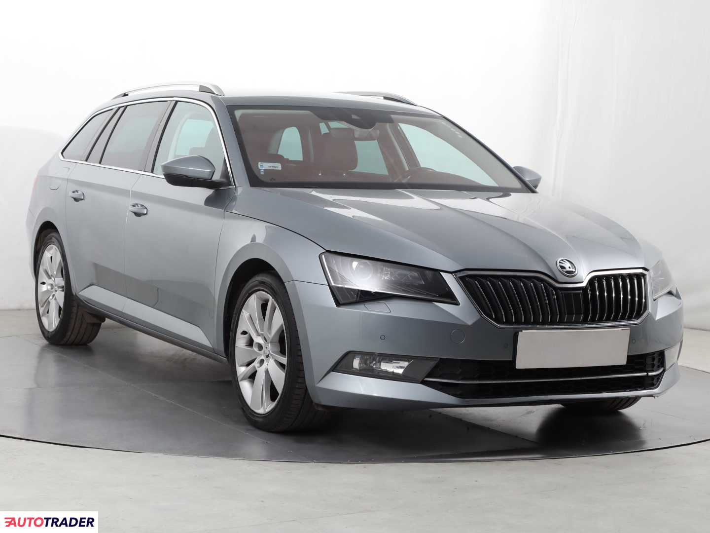 Skoda Superb 2.0 187 KM 2017r. (Piaseczno)