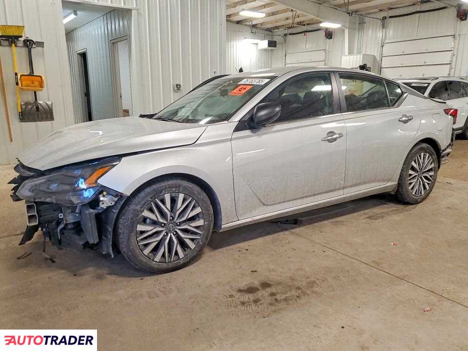Nissan Altima 2024 2