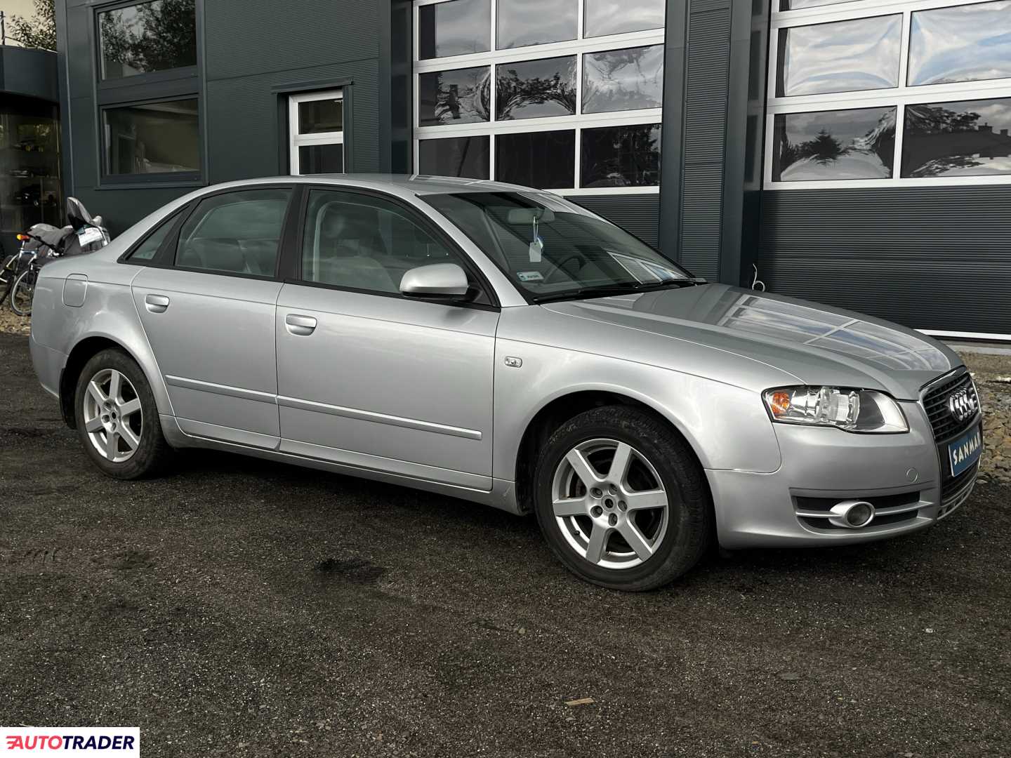 Audi A4 2005 1.6 102 KM