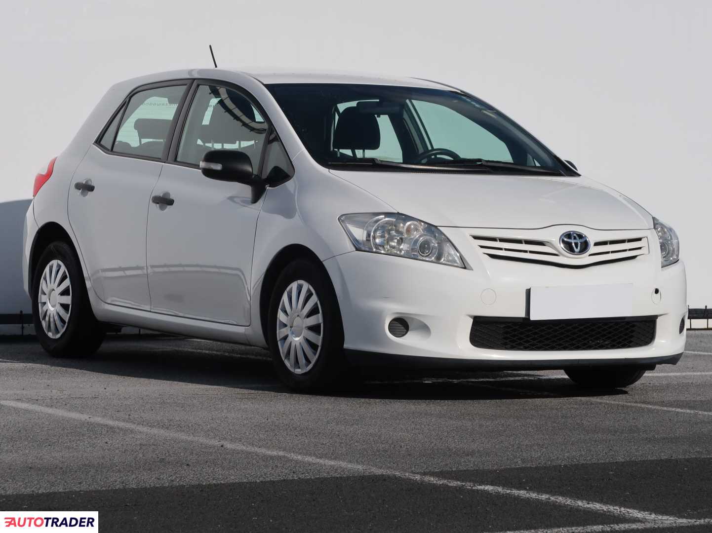 Toyota Auris 2012 1.4 88 KM