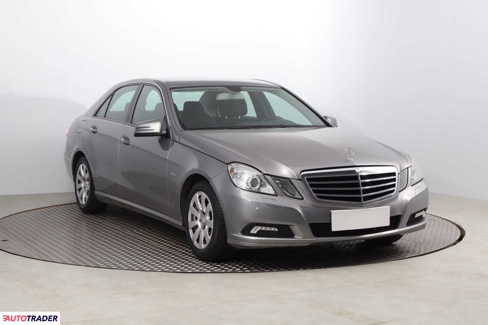 Mercedes E-klasa 2011 2.1 201 KM