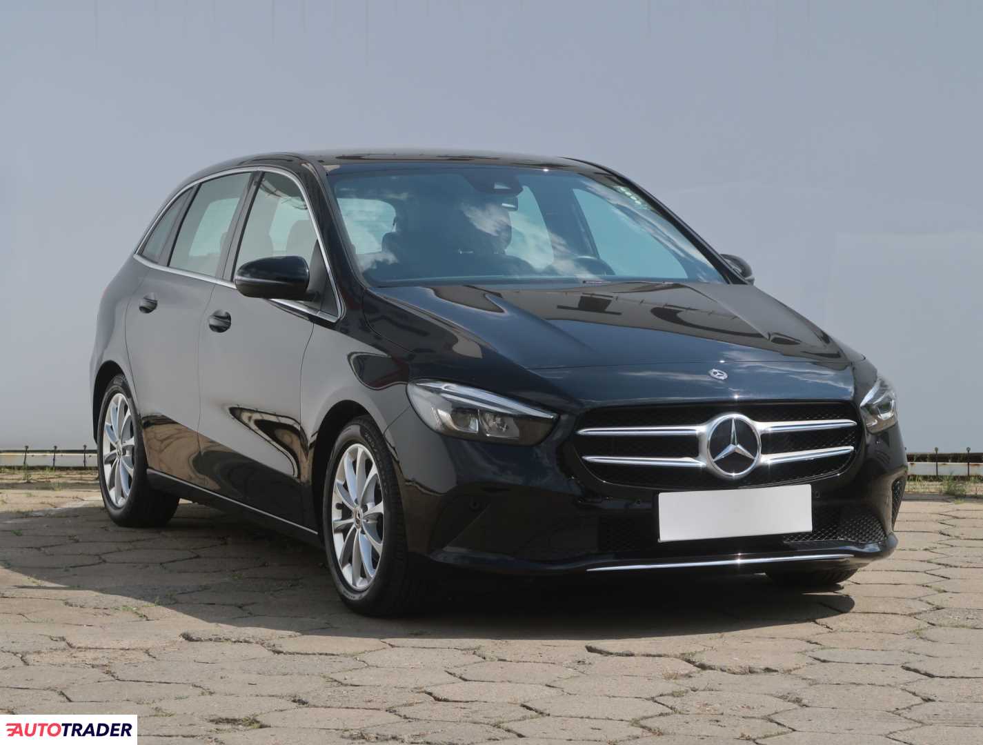 Mercedes B-klasa 2019 1.3 134 KM