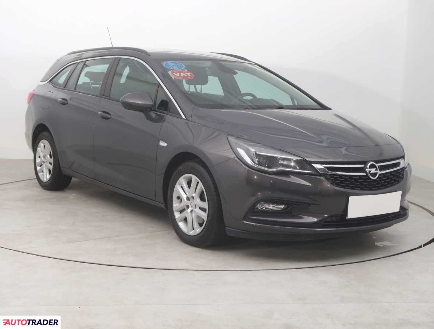 Opel Astra 2016 1.4 123 KM