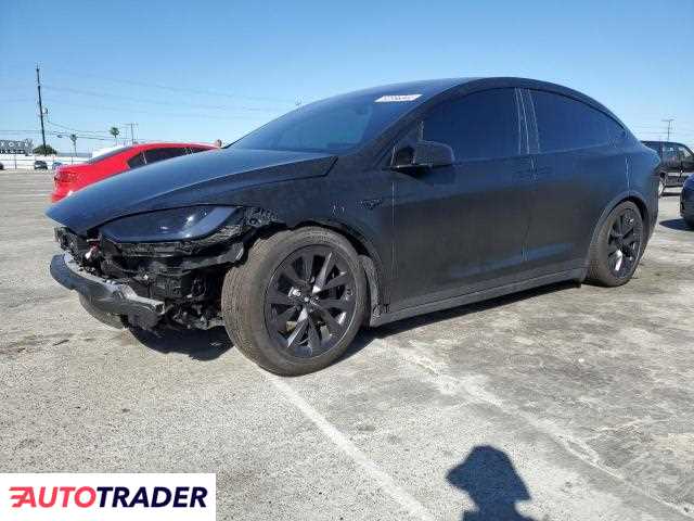 Tesla Model X benzyna 2023r. (SUN VALLEY)