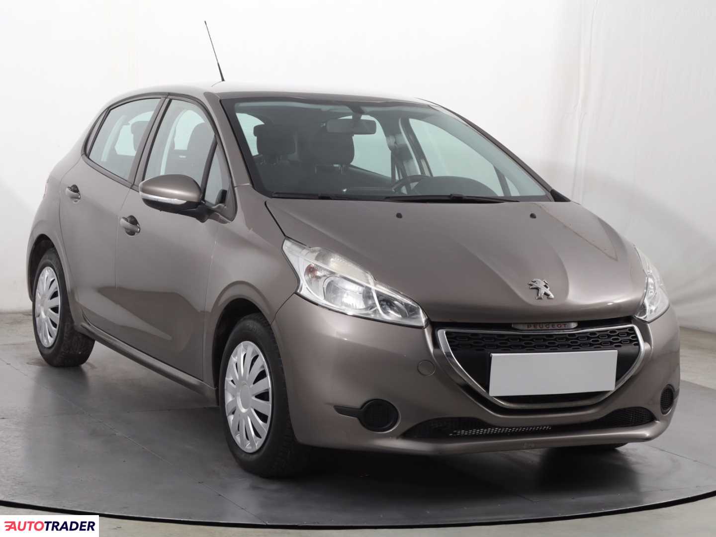 Peugeot 208 2014 1.2 80 KM