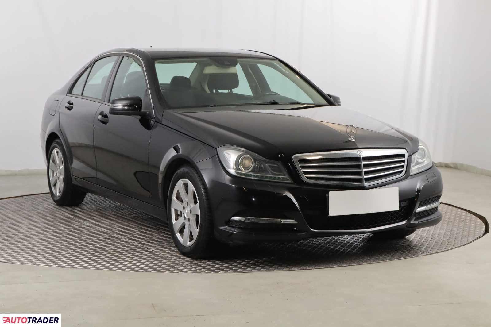 Mercedes C-klasa 2012 1.8 181 KM