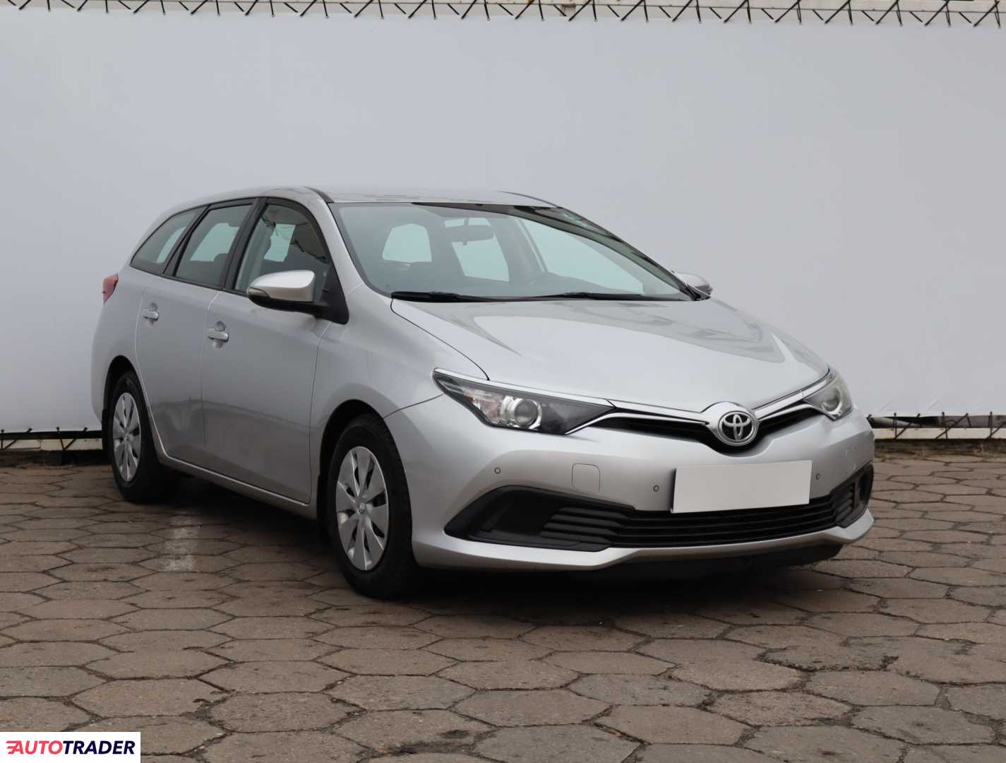 Toyota Auris 2017 1.4 88 KM