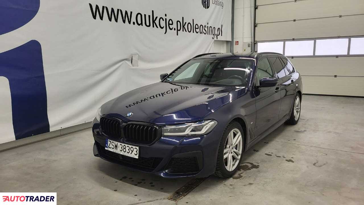 BMW 540 2022 3.0 340 KM
