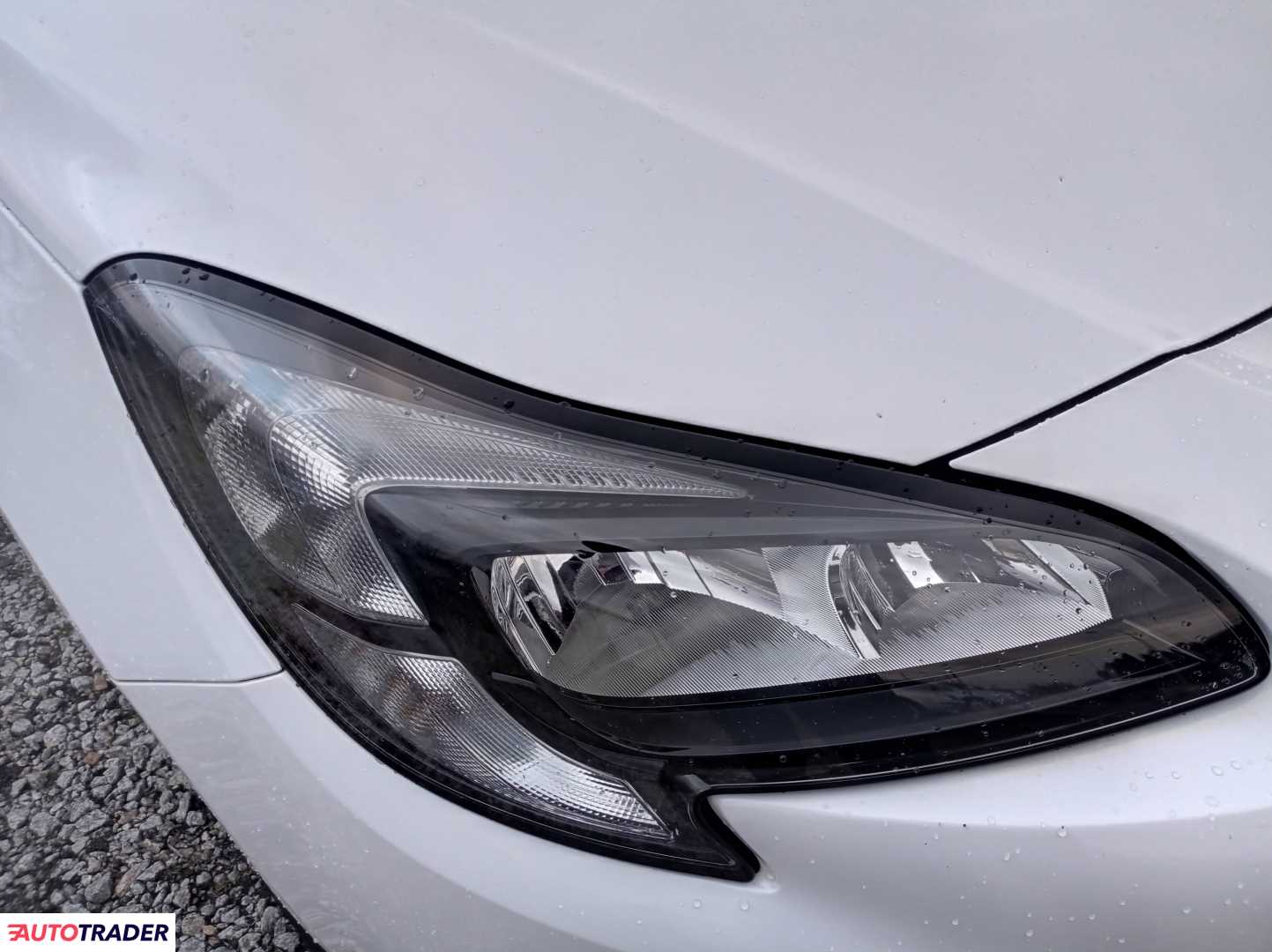 Opel Corsa 2020 1.4 90 KM