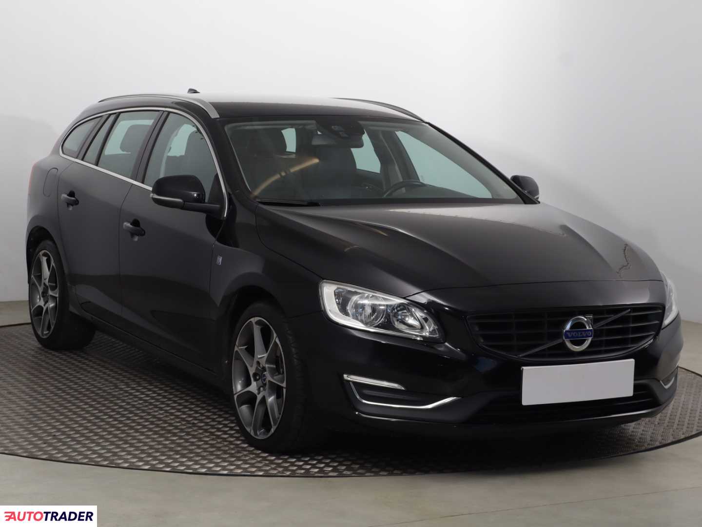 Volvo V60 2015 2.0 118 KM