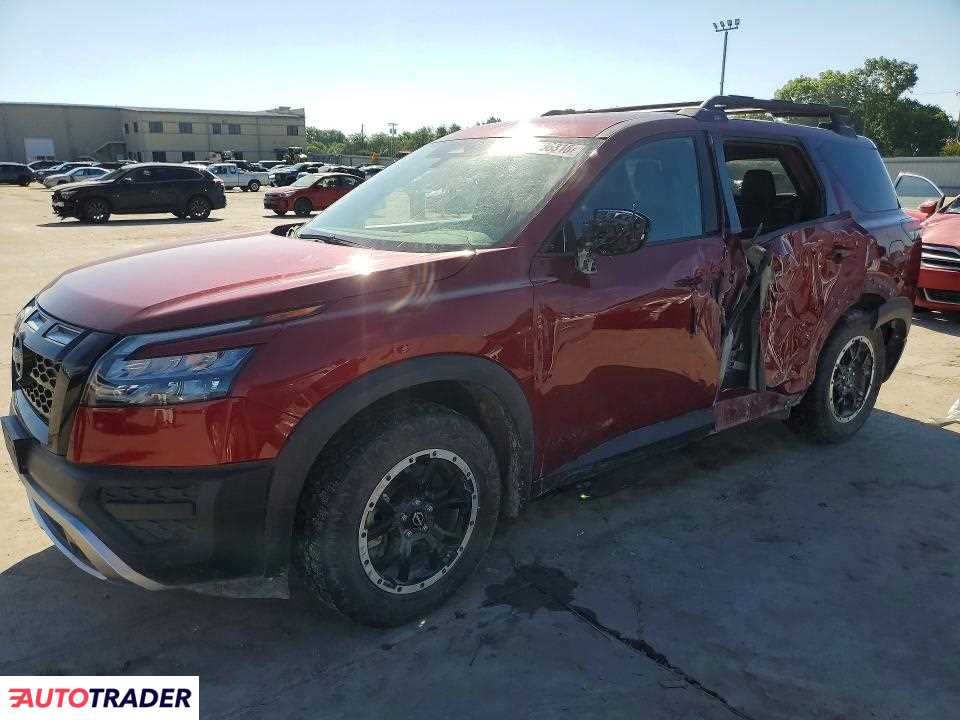 Nissan Pathfinder 2024 3