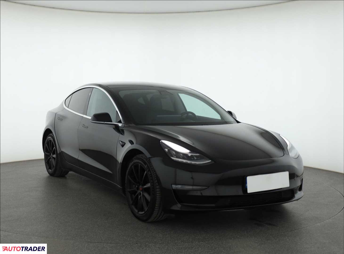 Tesla Model 3 2019 434 KM
