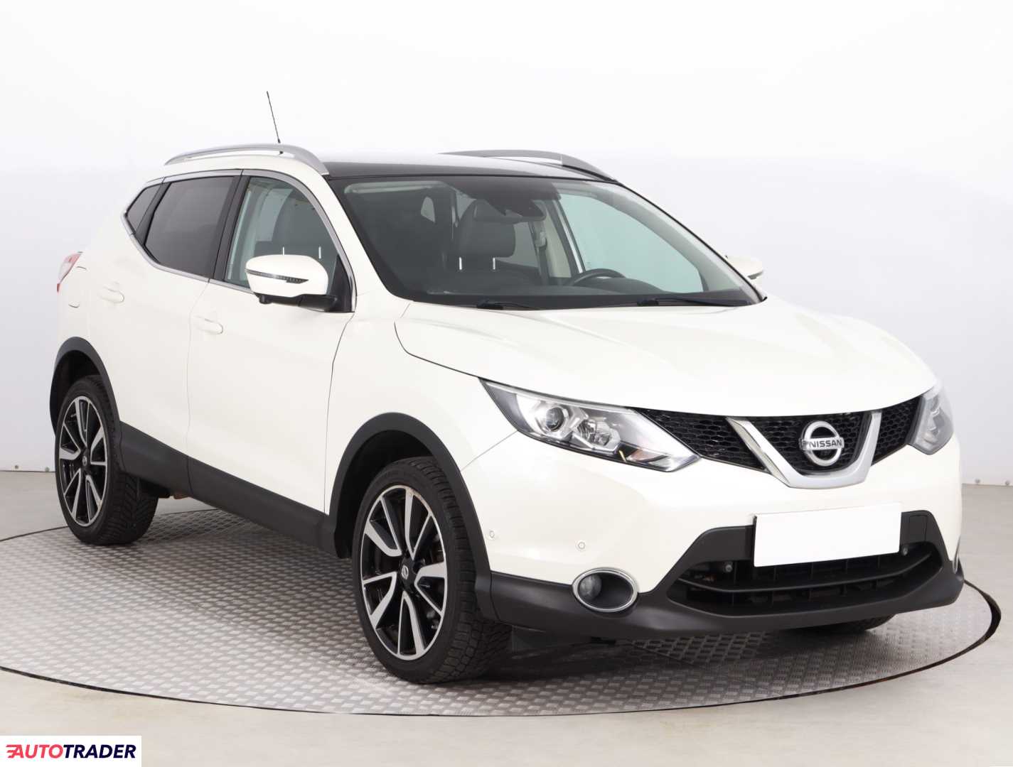 Nissan Qashqai 2015 1.6 160 KM Nissan Qashqai 2015 1.6 160 KM