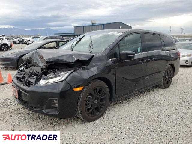 Honda Odyssey 2025 3