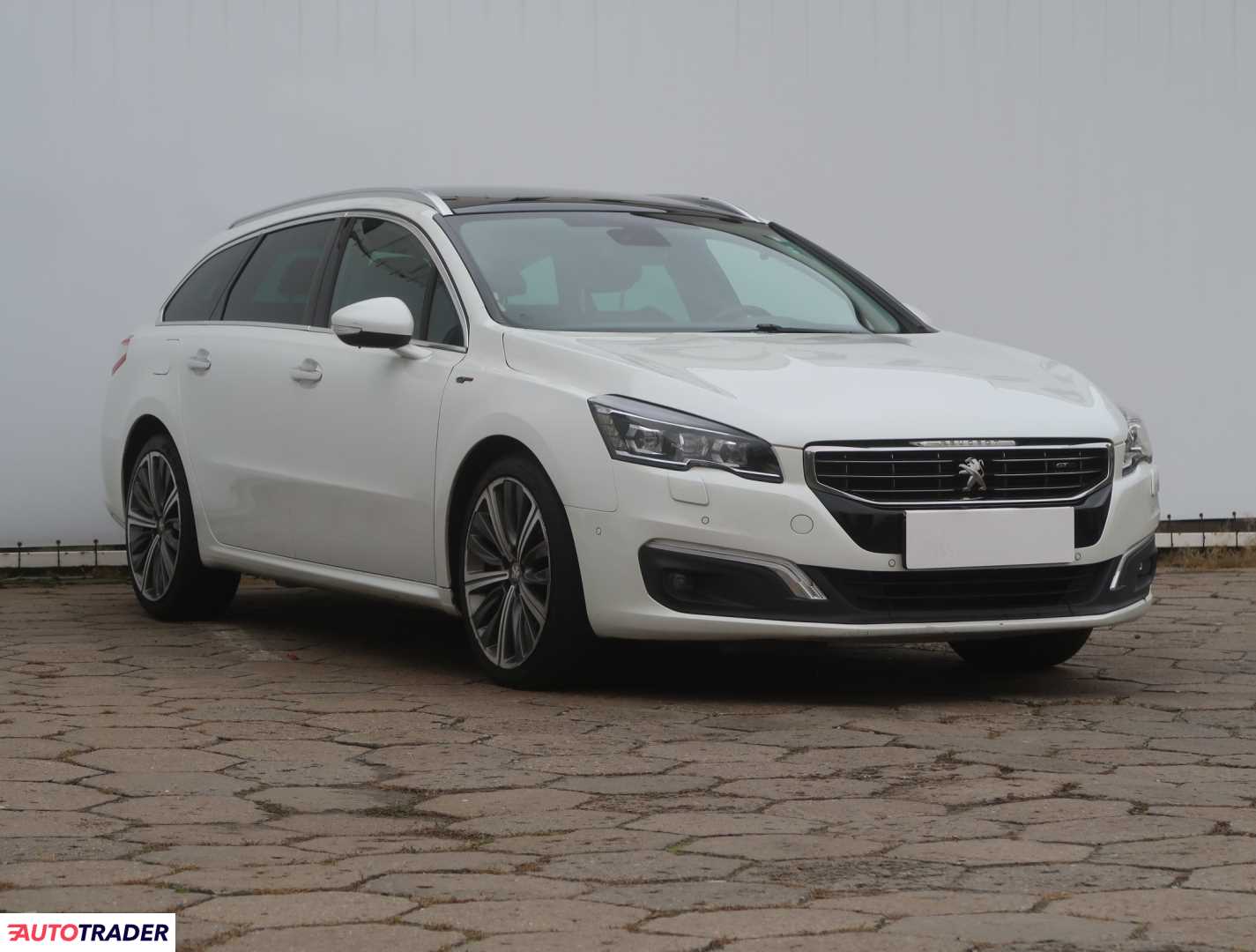 Peugeot 508 2.0 178 KM 2016r. (Piaseczno)