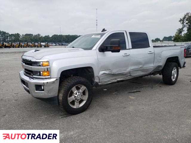 Chevrolet Silverado 6.0 diesel 2019r. (DUNN)