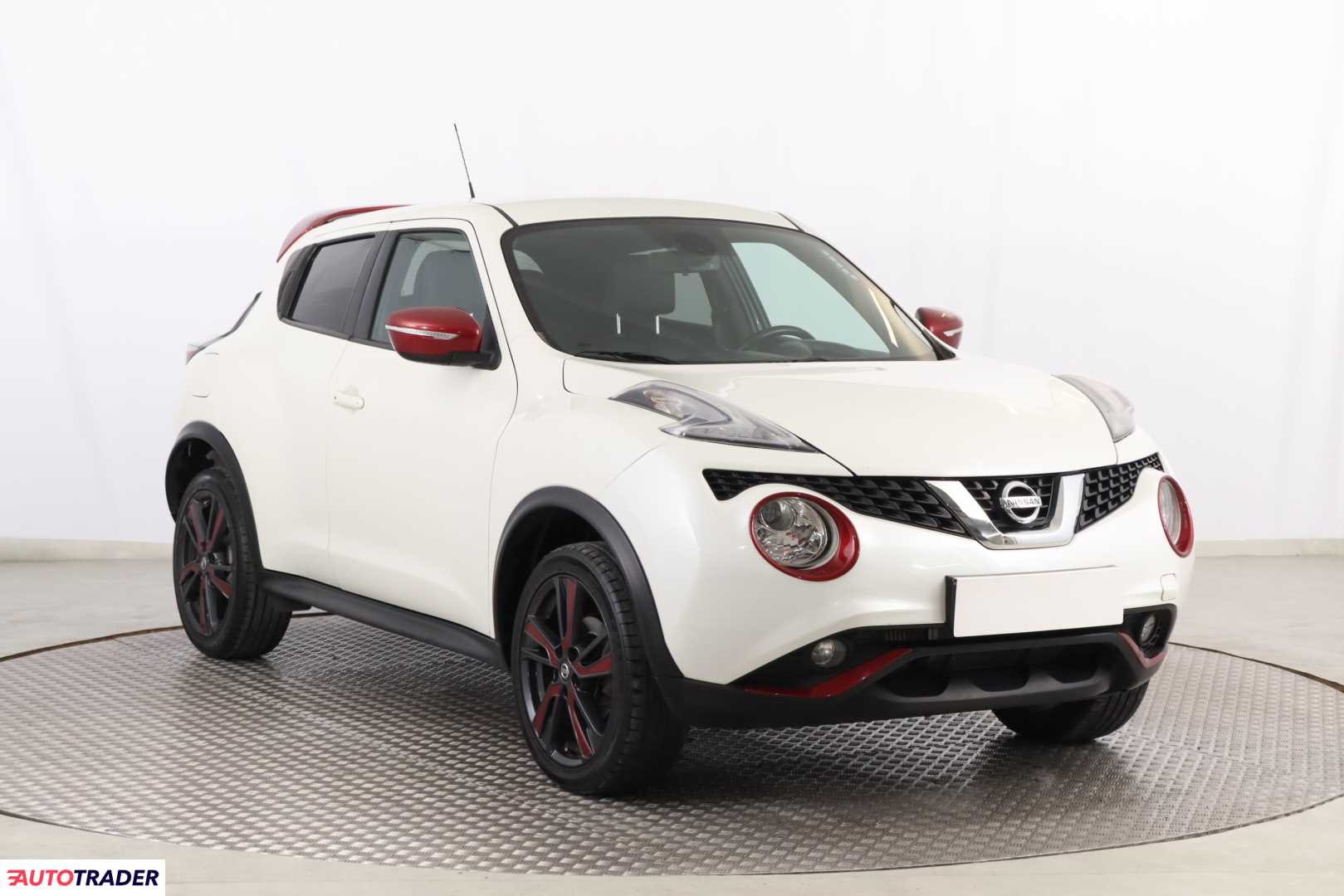 Nissan Juke 2016 1.2 113 KM Nissan Juke 2016 1.2 113 KM