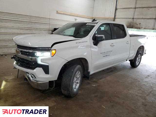 Chevrolet Silverado 2023 2