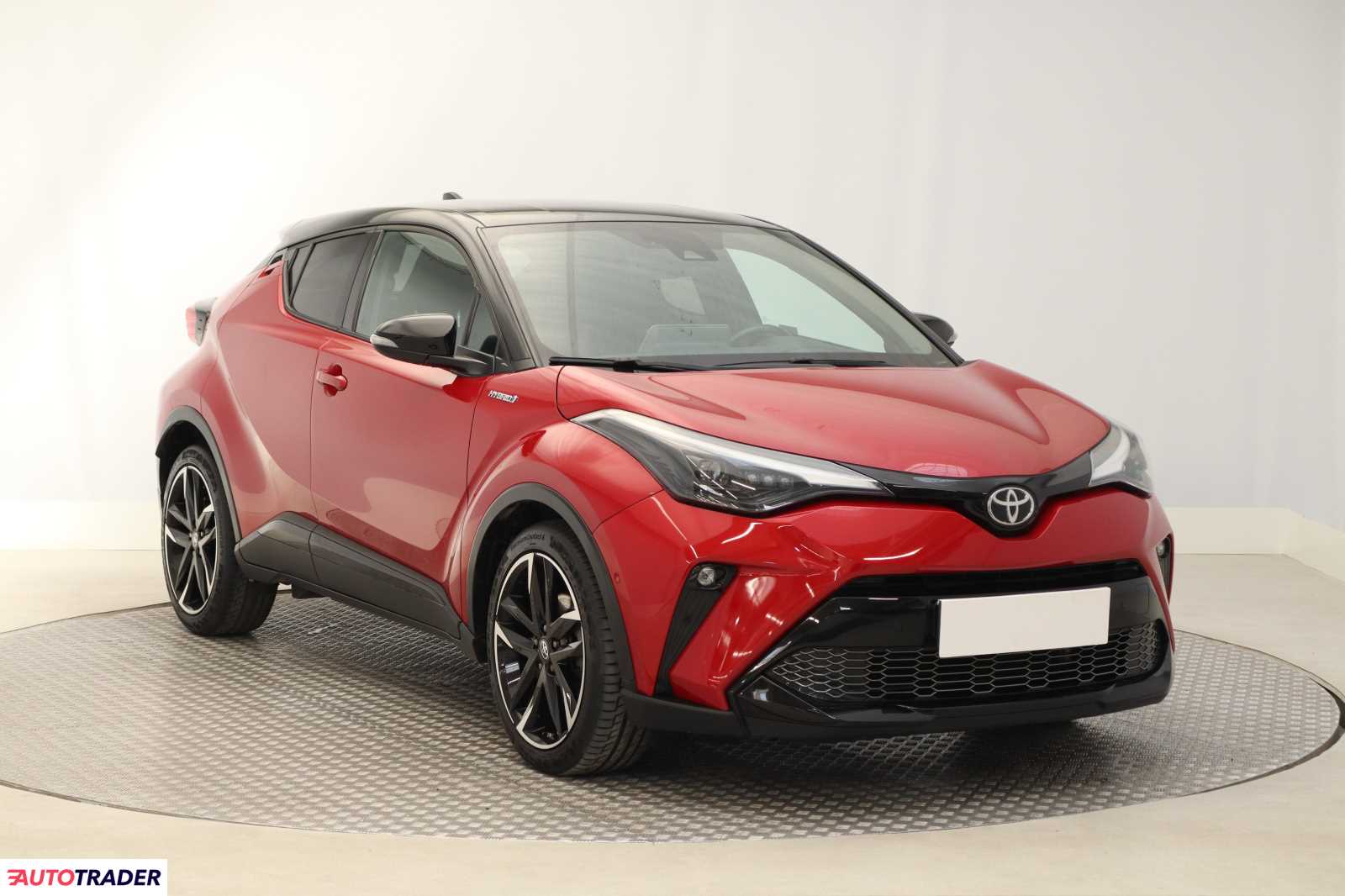Toyota C-HR 2021 1.8 120 KM