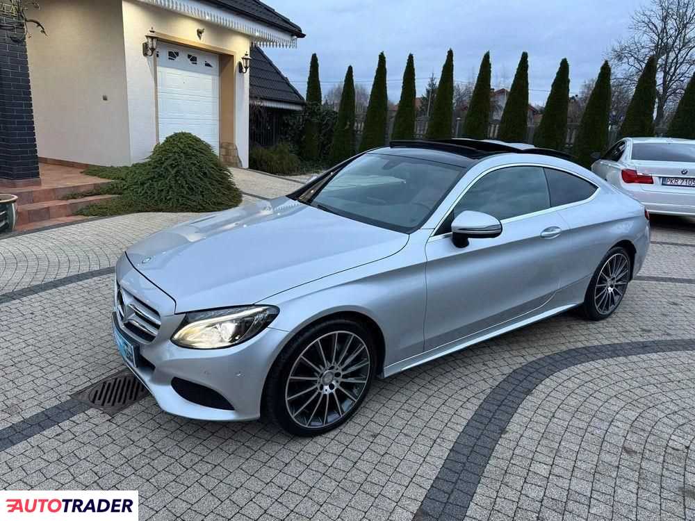 Mercedes C-klasa 2.1 diesel 170 KM 2016r. (krotoszyn)