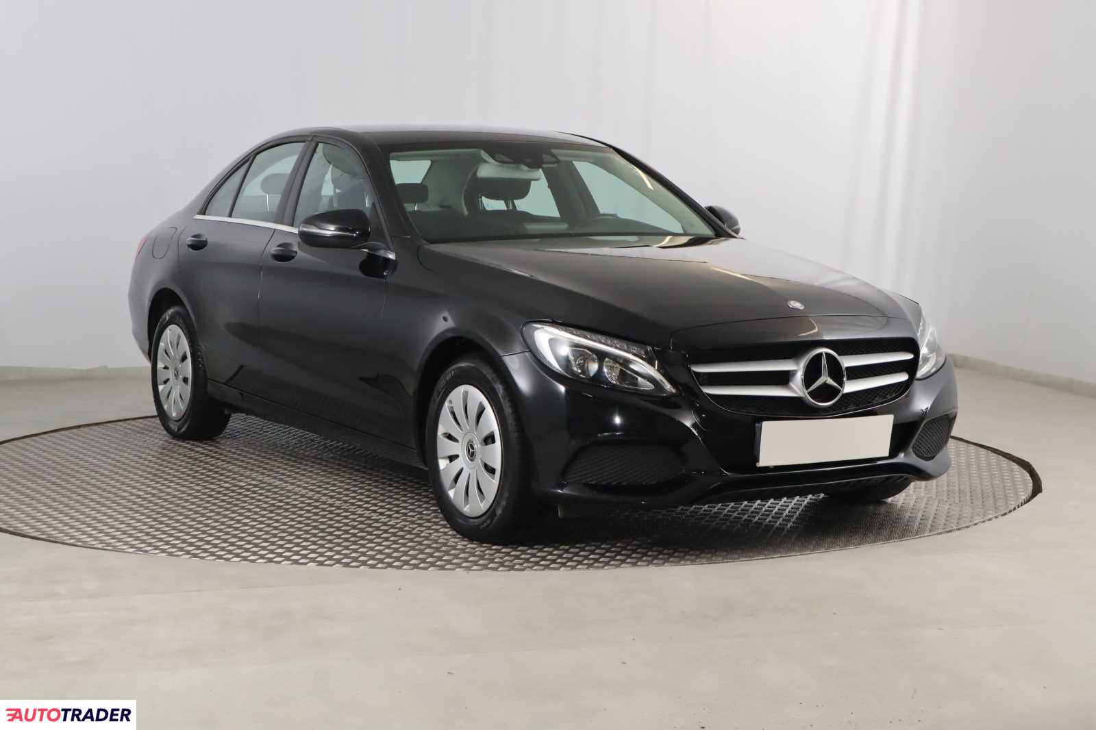 Mercedes C-klasa 2017 1.6 127 KM