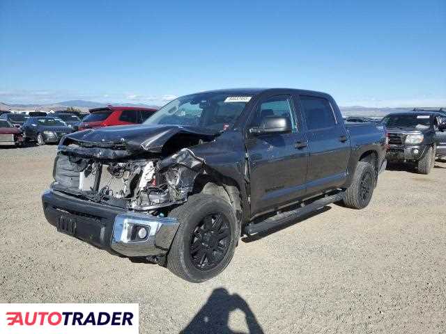 Toyota Tundra 2021 5