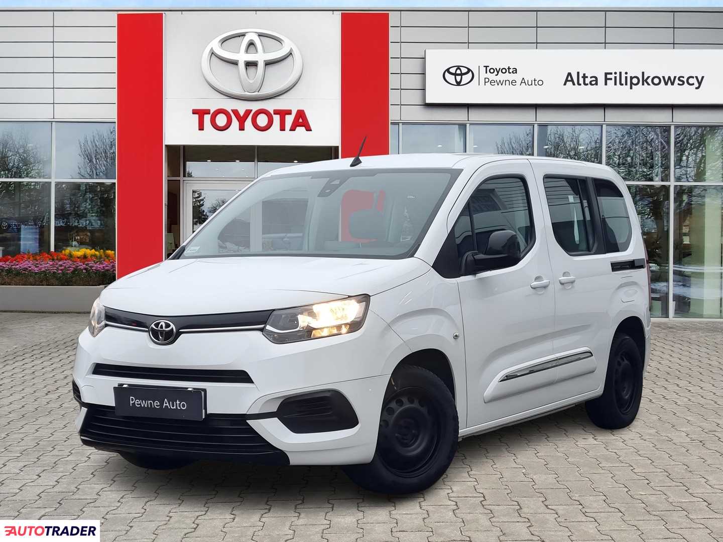 Toyota Pozostałe 2022 1.2 110 KM