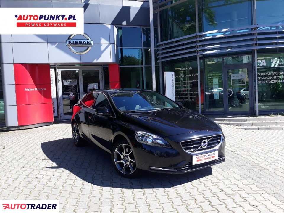 Volvo V40 2016 2.0 120 KM Volvo V40 2016 2.0 120 KM