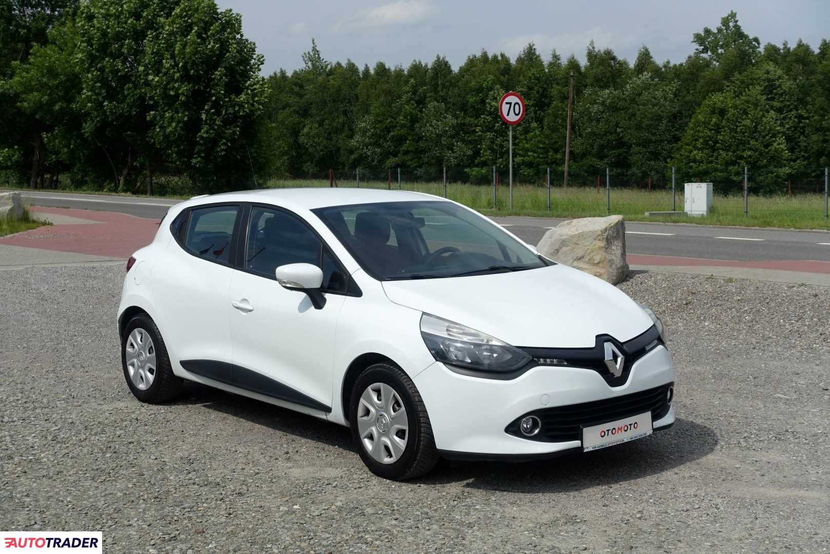 Renault Clio 2015 1.1 74 KM Renault Clio 2015 1.1 74 KM