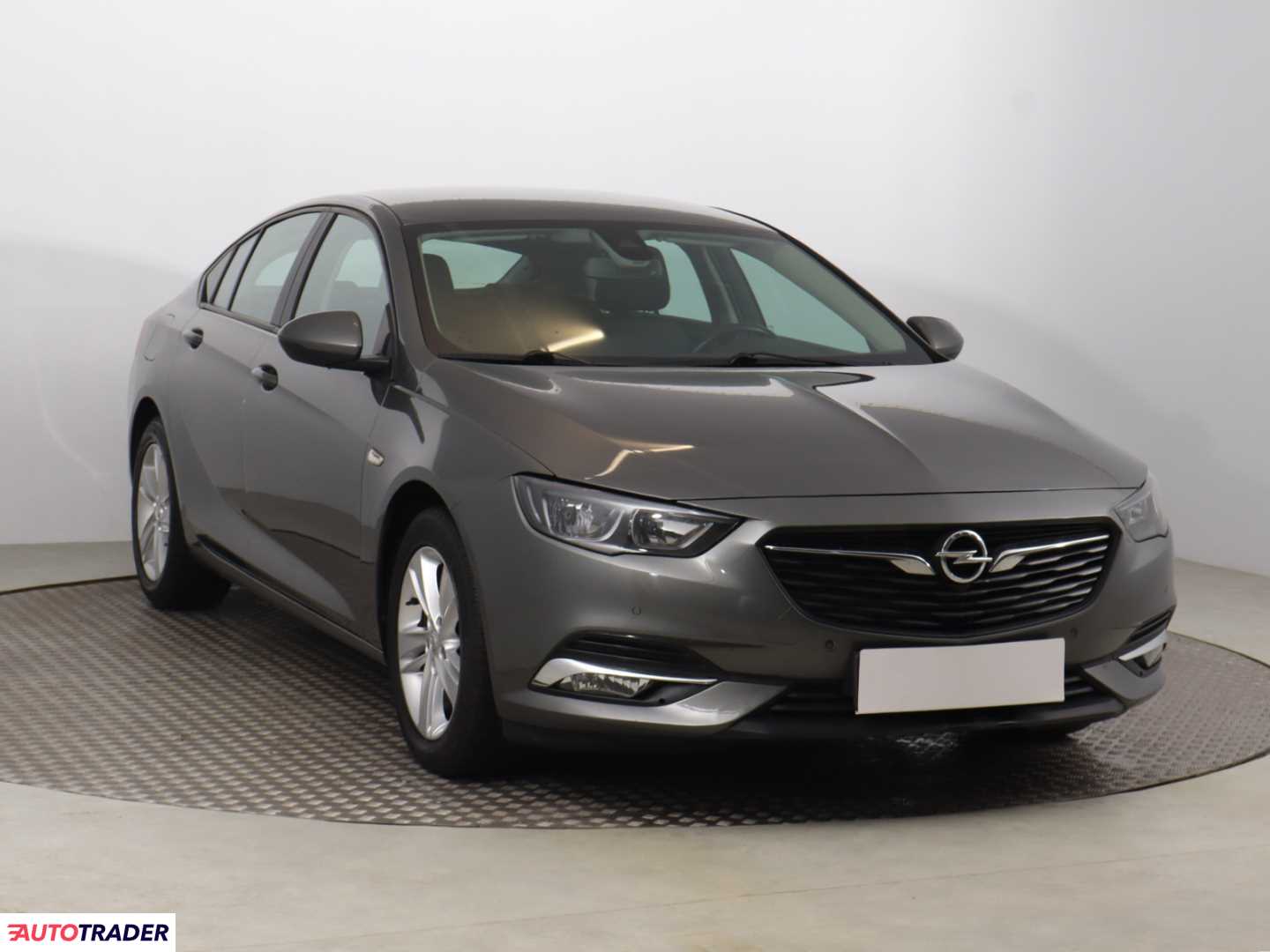 Opel Insignia 2019 1.5 162 KM