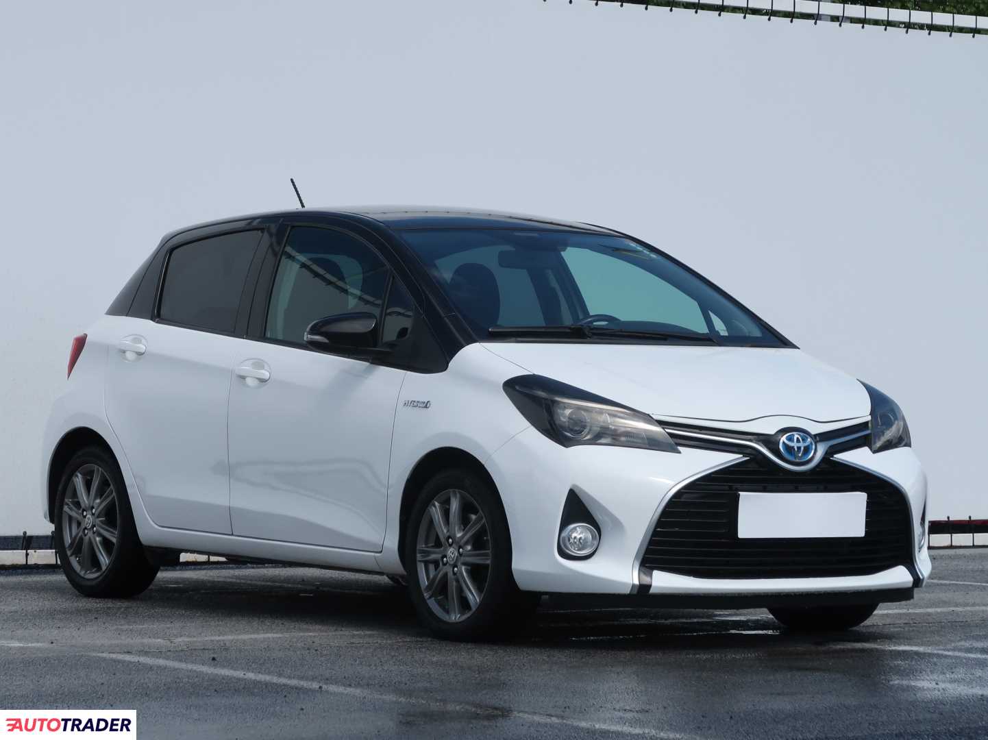 Toyota Yaris 2015 1.5 99 KM Toyota Yaris 2015 1.5 99 KM