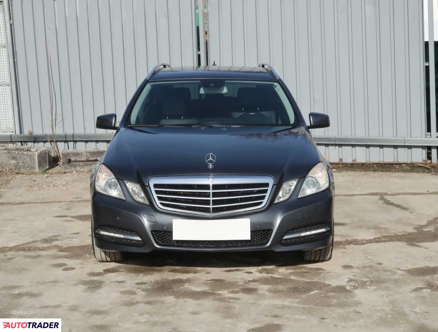 Mercedes E-klasa 2012 1.8 181 KM