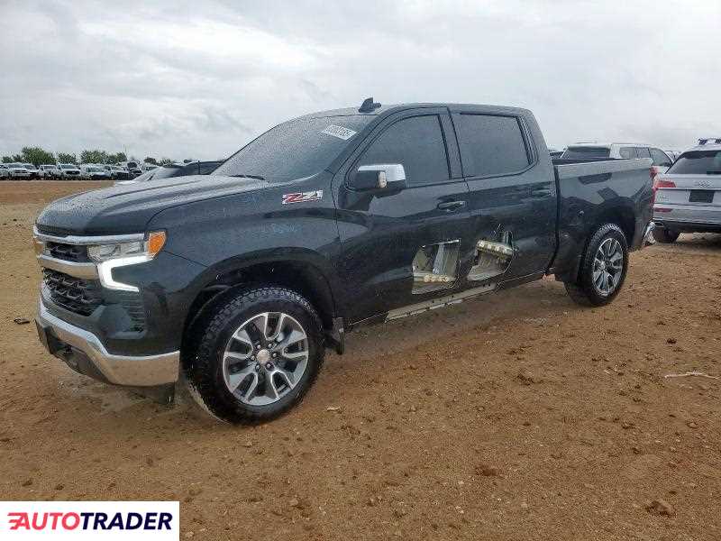 Chevrolet Silverado 2025 5