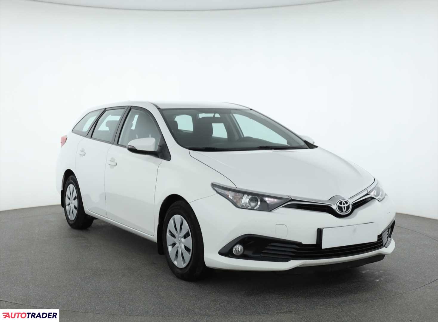 Toyota Auris 2018 1.3 97 KM