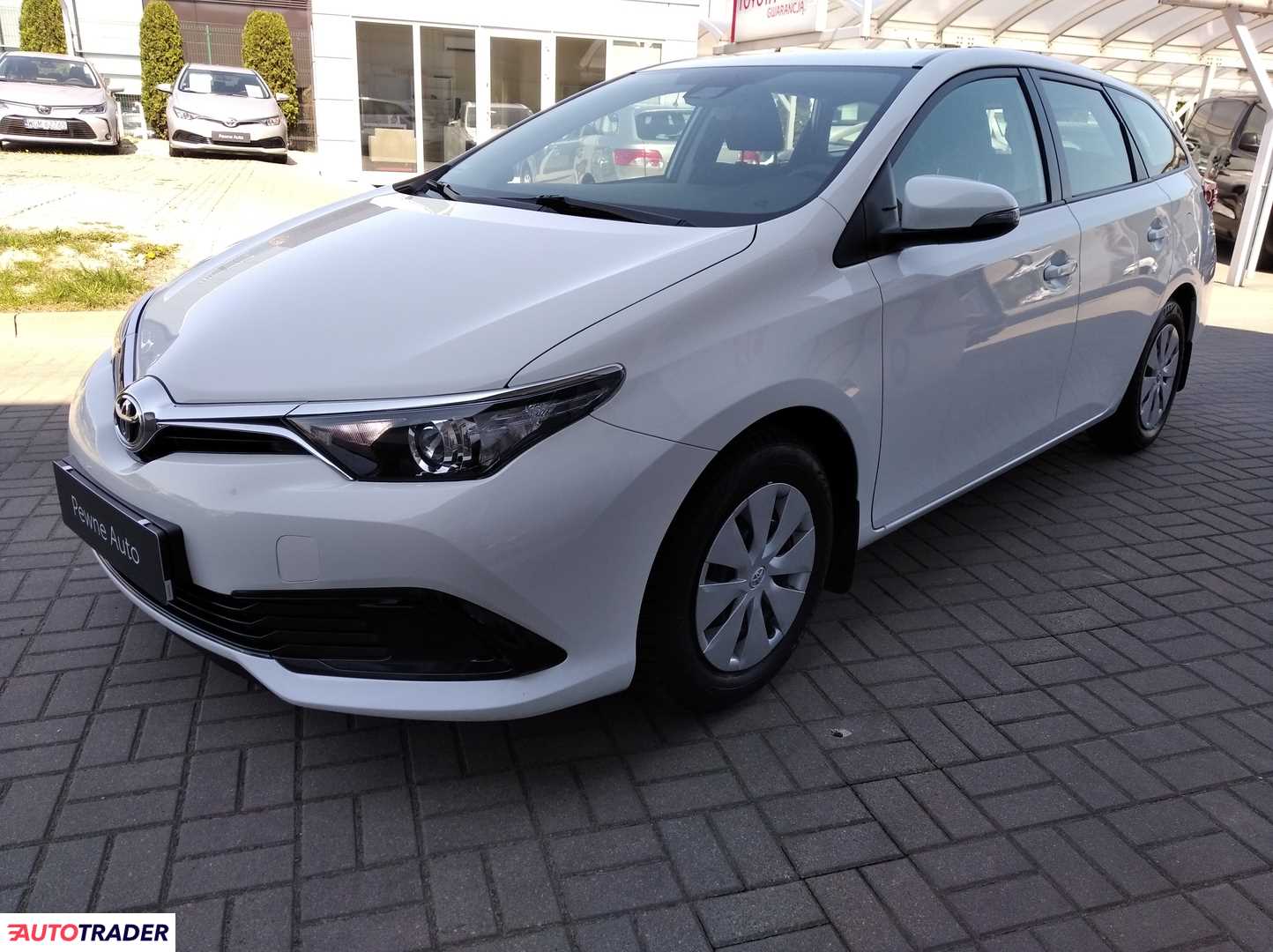 Toyota Auris 2018 1.4 90 KM Toyota Auris 2018 1.4 90 KM