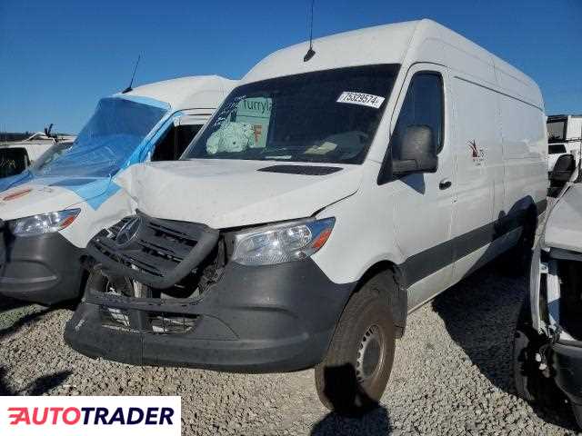 Mercedes Sprinter 2024 2