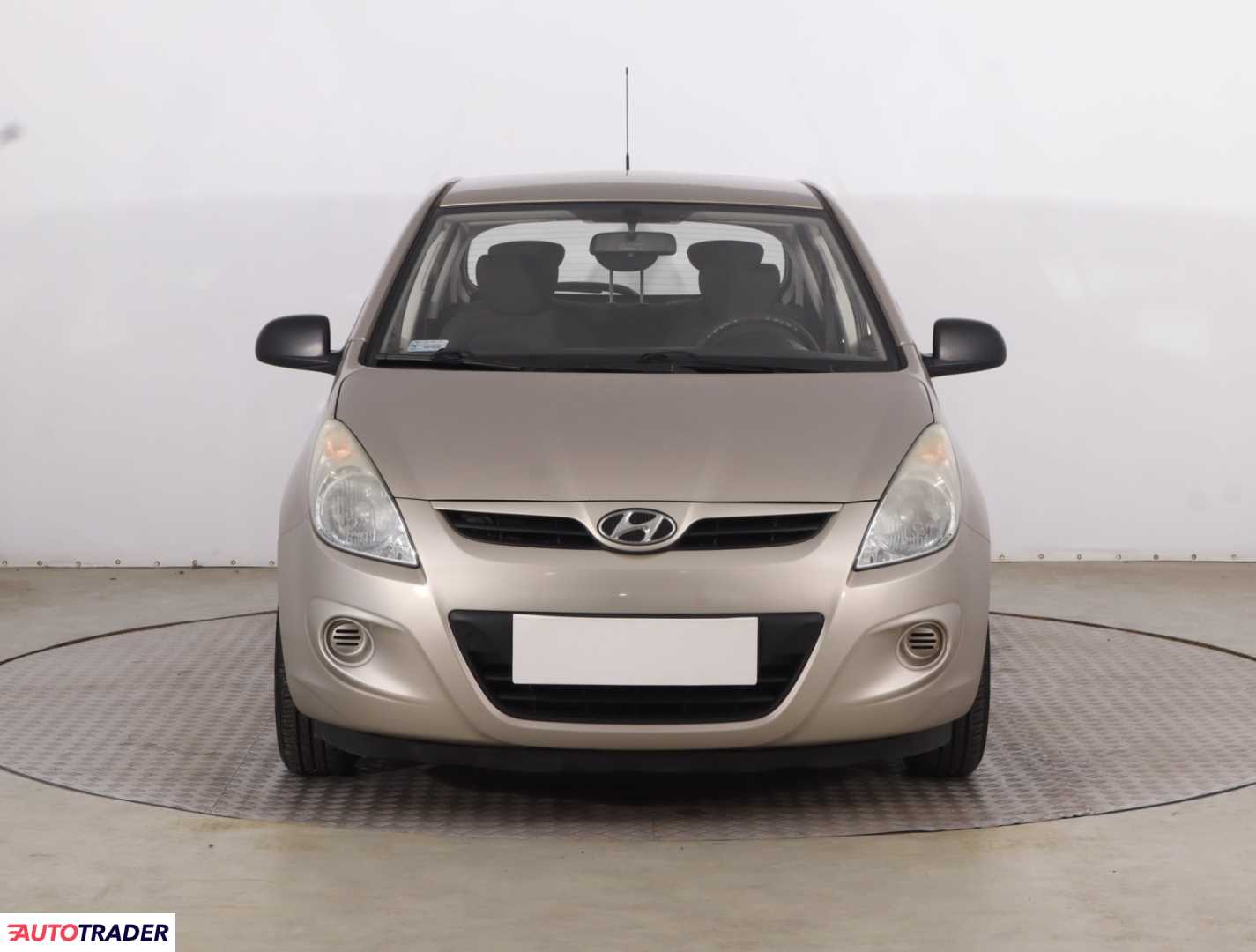 Hyundai i20 2010 1.2 76 KM