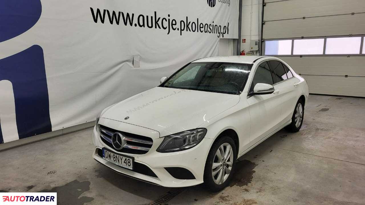 Mercedes C-klasa 2018 1.5 184 KM