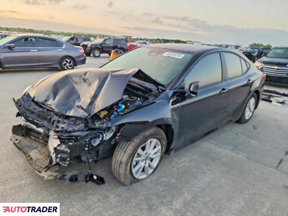Toyota Camry 2025 2