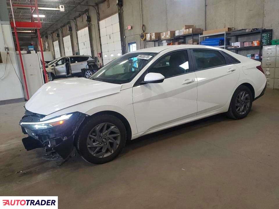 Hyundai Elantra 2024 2