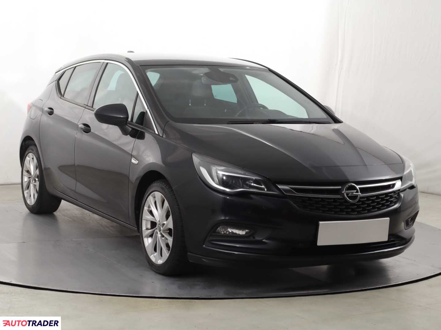 Opel Astra 2016 1.4 123 KM
