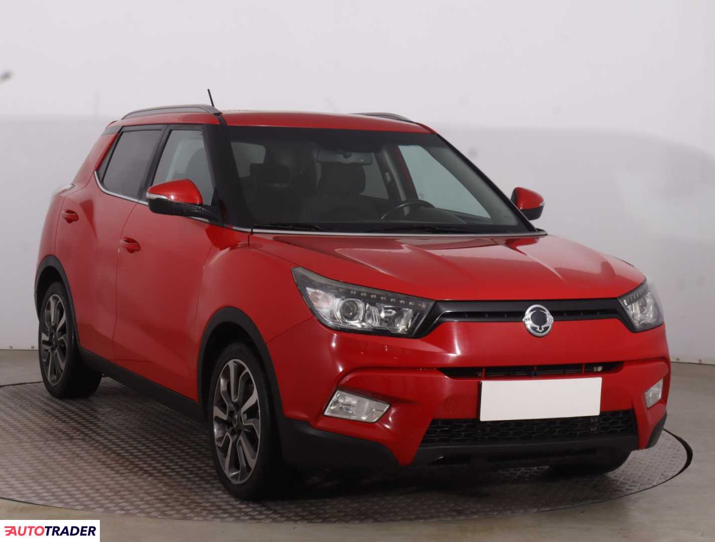 Ssang Yong Tivoli 2016 1.6 126 KM