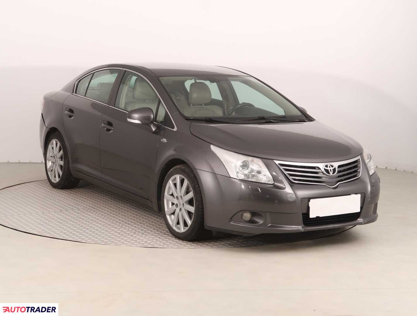 Toyota Avensis 2009 2.2 174 KM