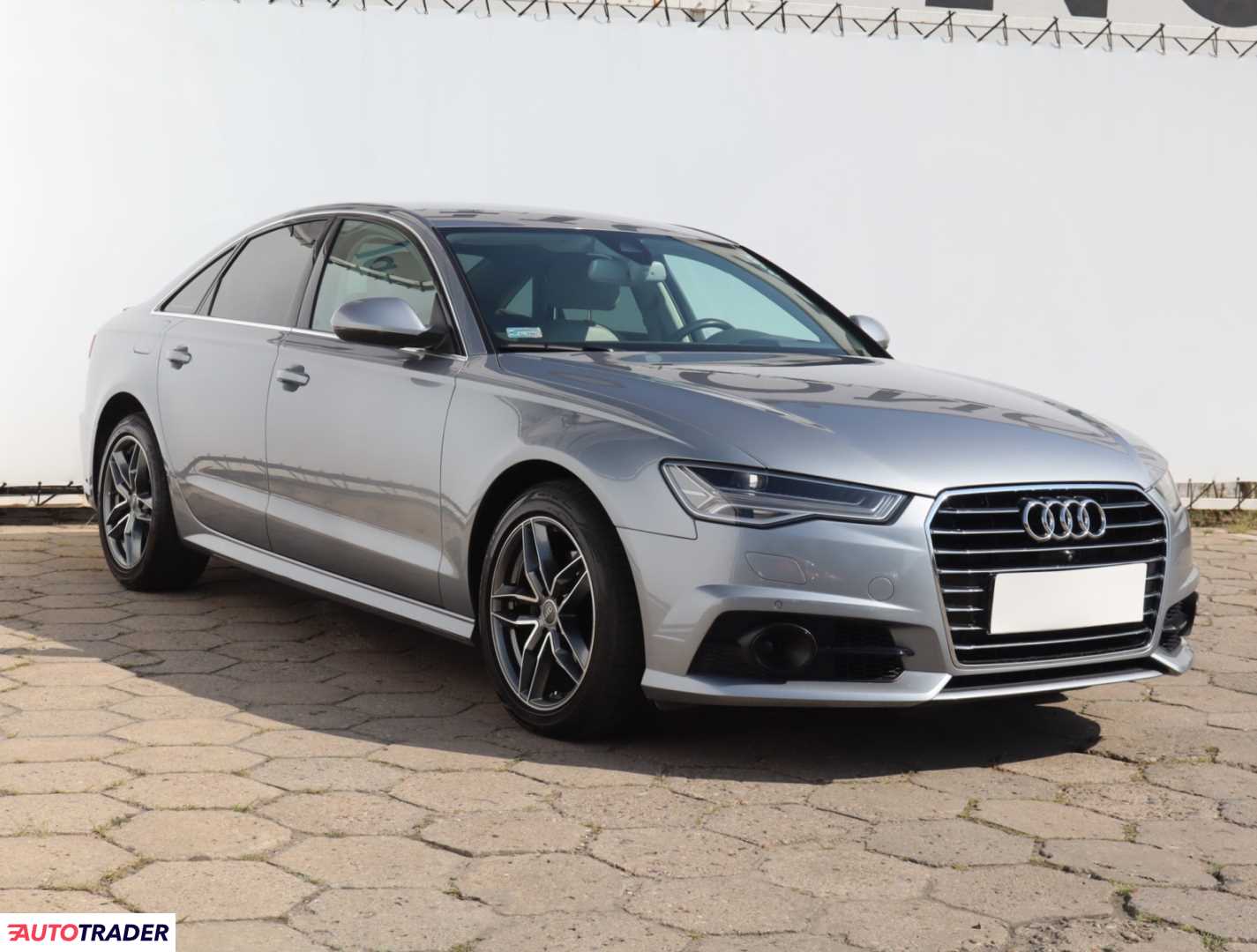 Audi A6 2016 2.0 187 KM