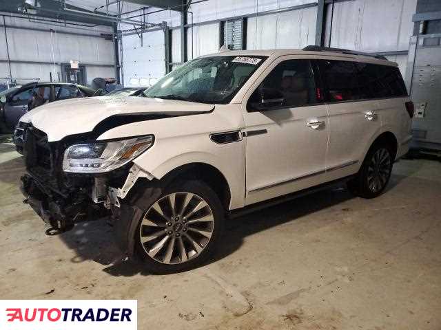 Lincoln Navigator 2020 3