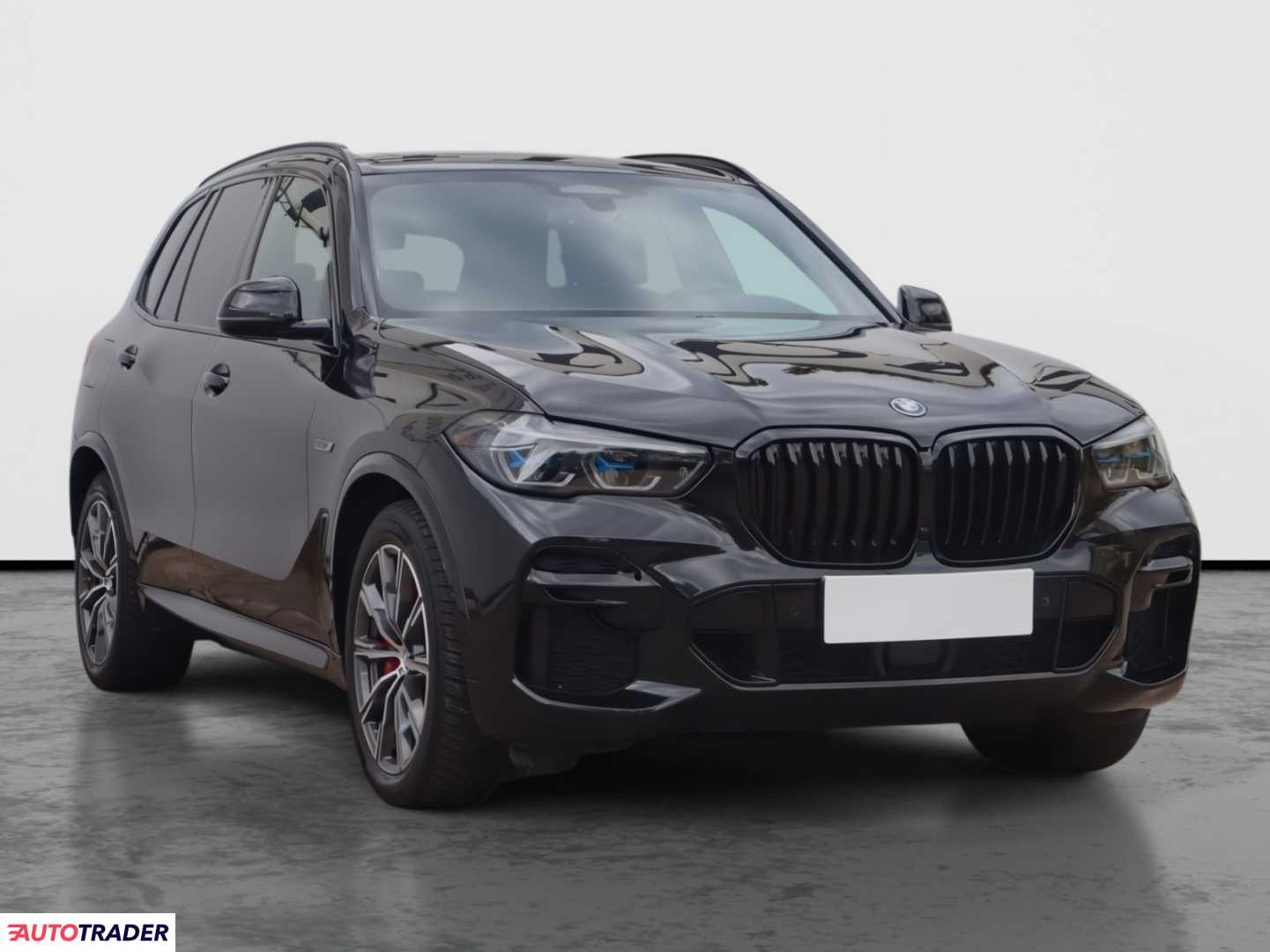 BMW X5 2021 3.0 388 KM